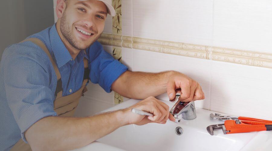 Leak Detection in Parker City, IN